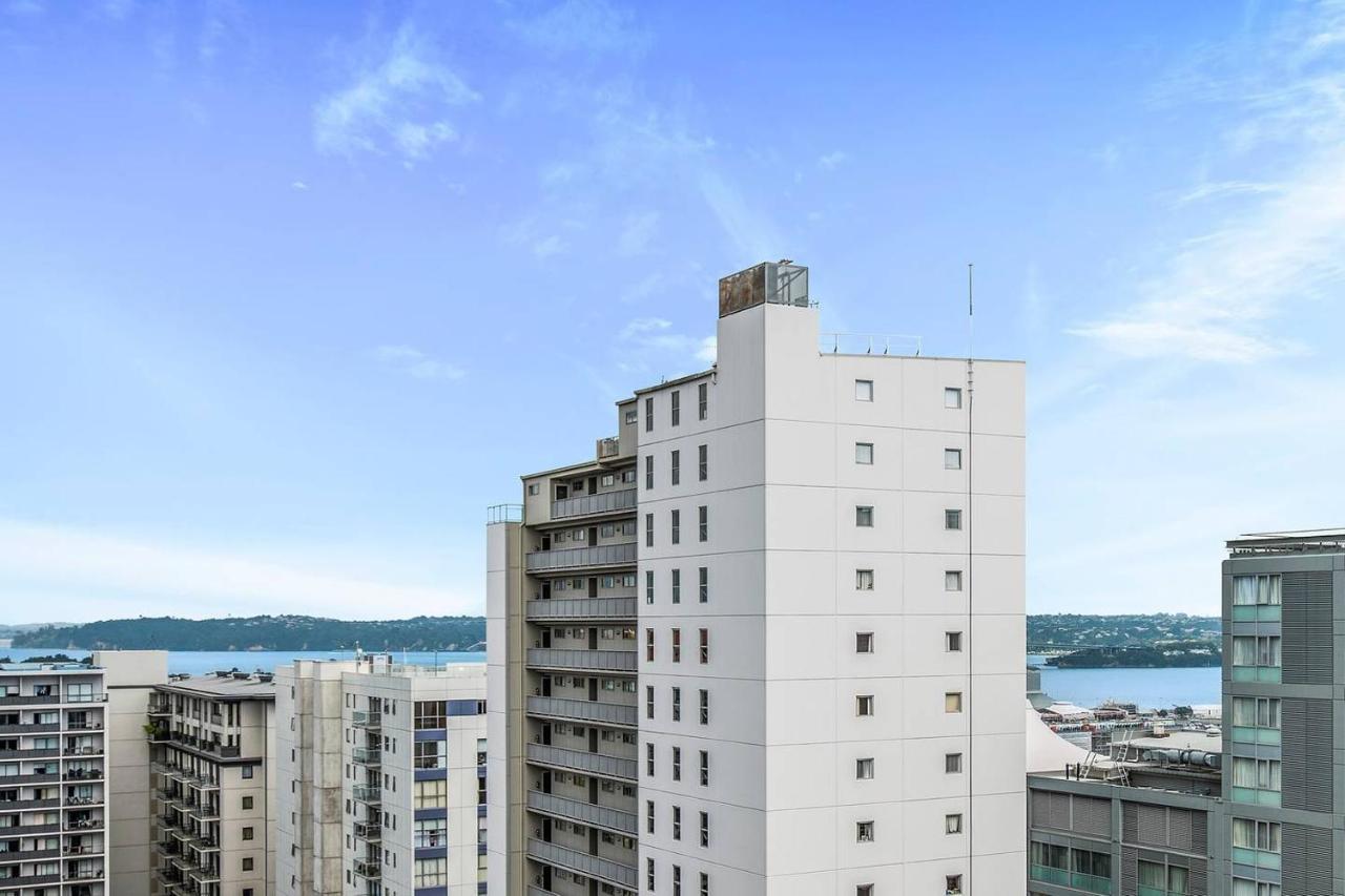 Sky Tower On Your Doorstep! Modern Two Bedroom Auckland Exterior foto